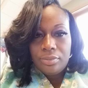 Meet your Posher, Keisha